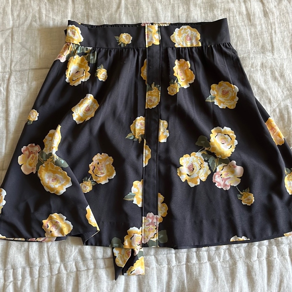 LOFT Black and Yellow Floral A-line Skirt
